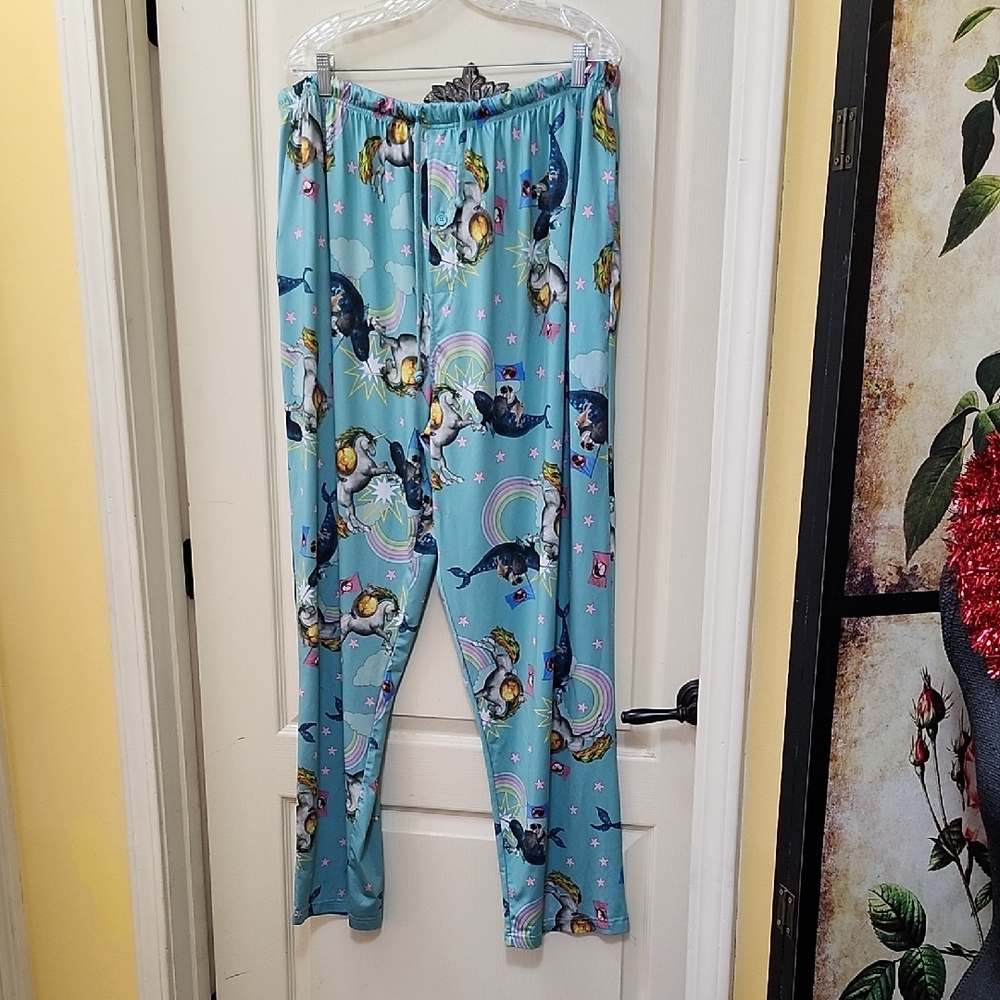 BRIEFLY STATED MEN'S UNICORN VS. NARWHAL SLEEP PANTS
